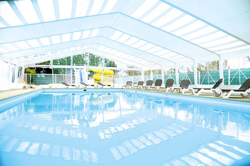 Indoor swimming pool at the campsite in Oléron