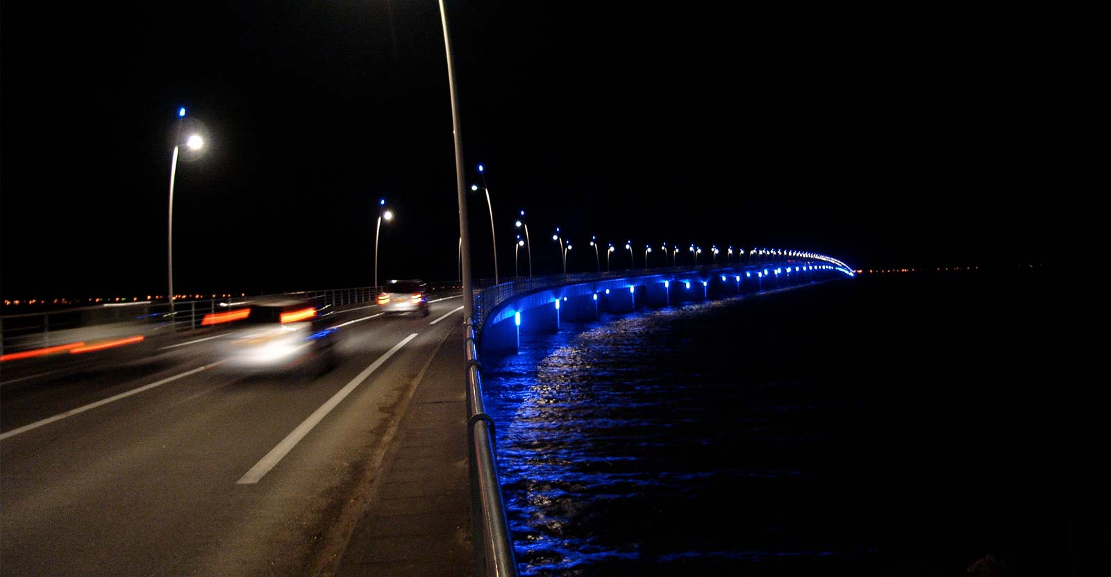 Night view of the bridge connecting the island of Oléron to the mainland