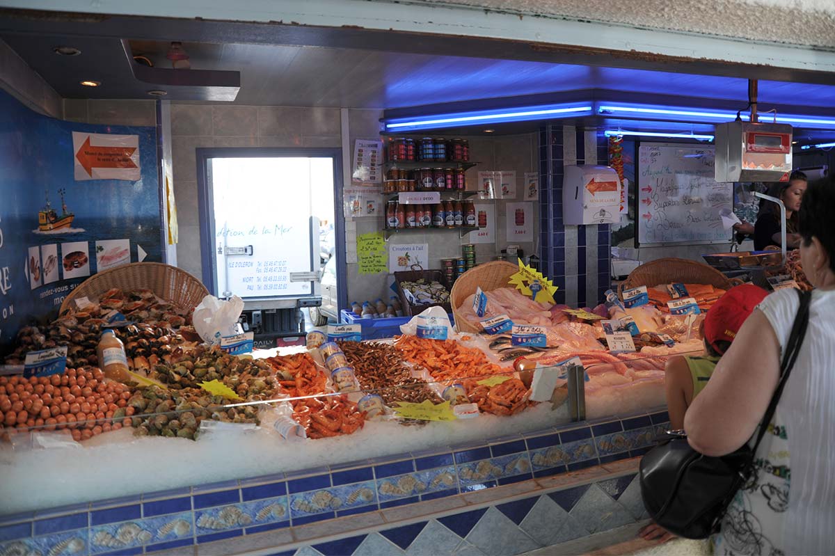 Fish market on the island of Oléron