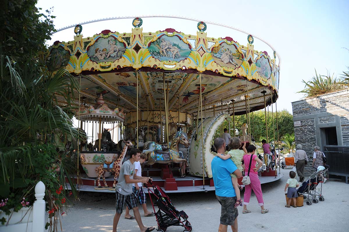 Children's carousel in Oléron