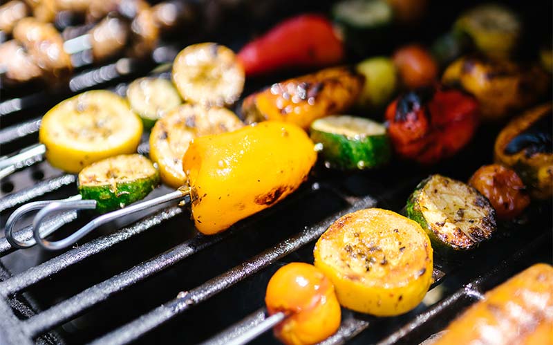 Vegetable skewers grilled on the barbecue at the campsite in Oléron