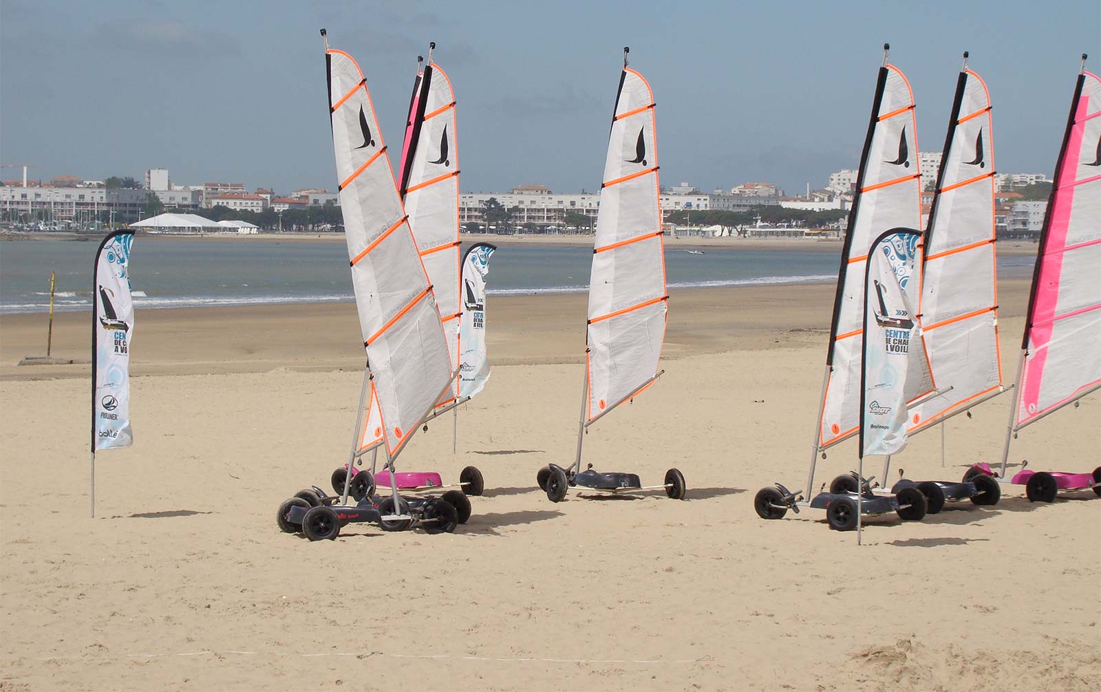 Char à voile sur la plage de Royan