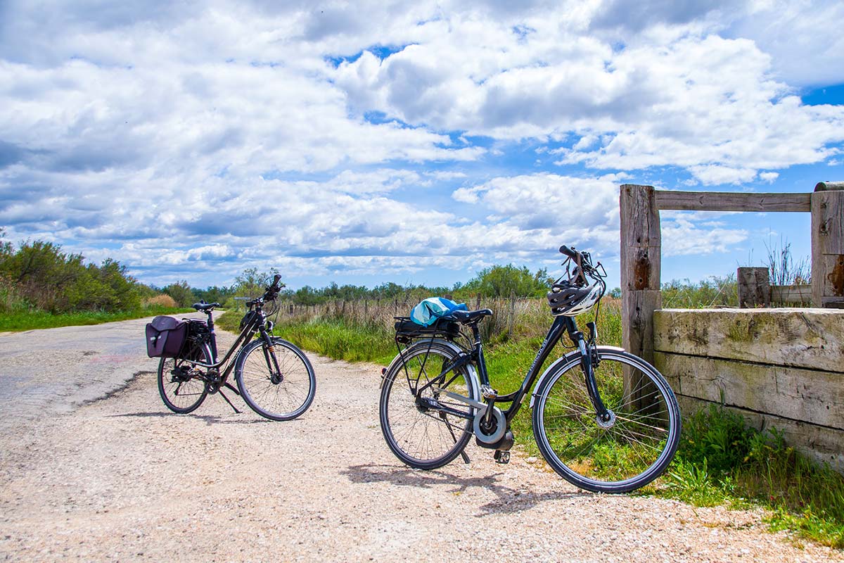 Vélo sur une piste cyclable en Charente Maritime